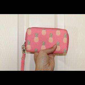 Pineapple wallet